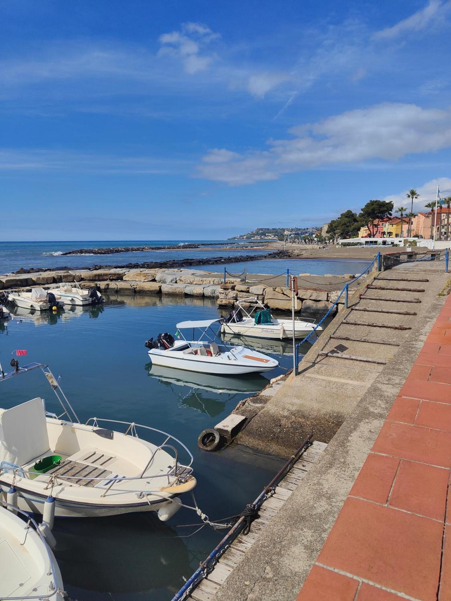 Riva Vacanze Riva Ligure Exteriér fotografie